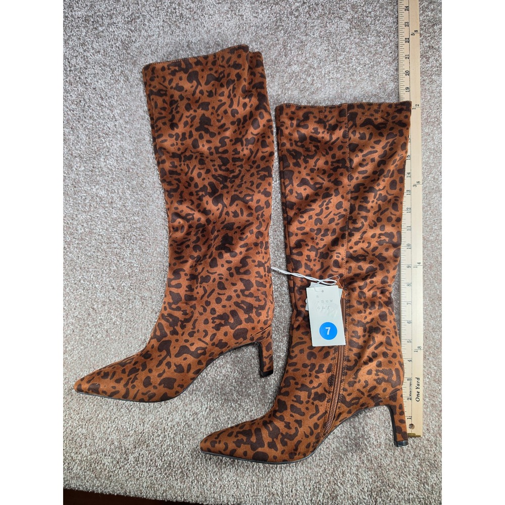 A New Day Womens Leopard Print Pointed Toe Kitten Heel Tall Boots Brown Size 7